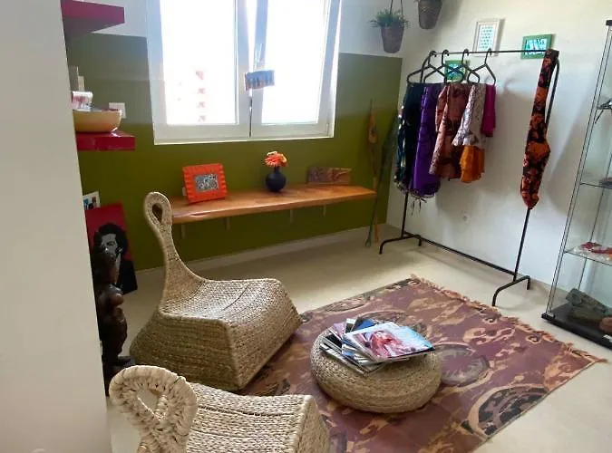 Arthouse Surf 招待所 埃里塞拉