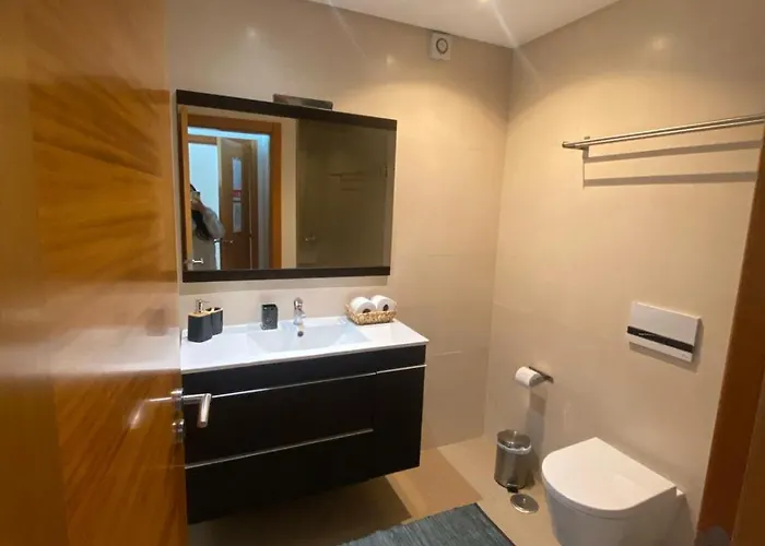 Arthouse Surf 招待所 埃里塞拉