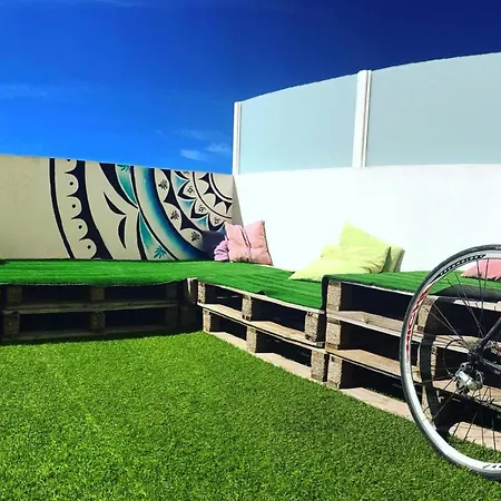 Arthouse Surf Guest house