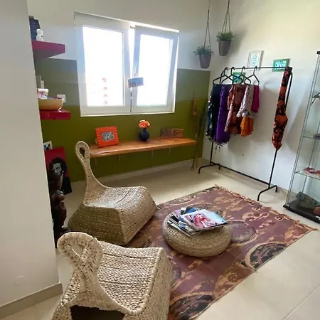 Arthouse Surf Guest house Ericeira