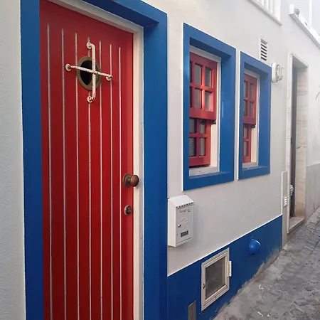 Arthouse Surf Guest house