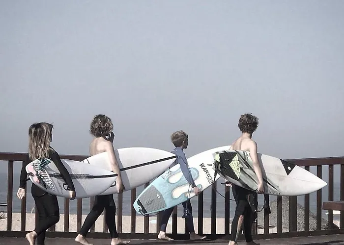 Arthouse Surf Guest house *